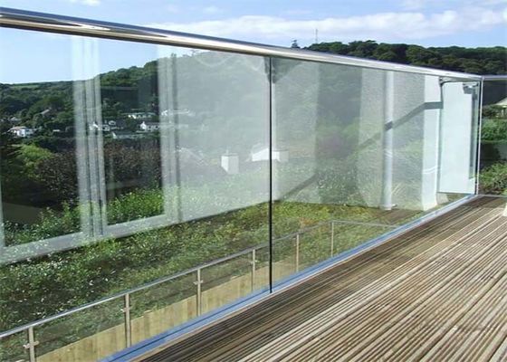 Le balaustre di vetro di alluminio esteriori DIY facile dei sistemi del balcone dell'inferriata della scala installano